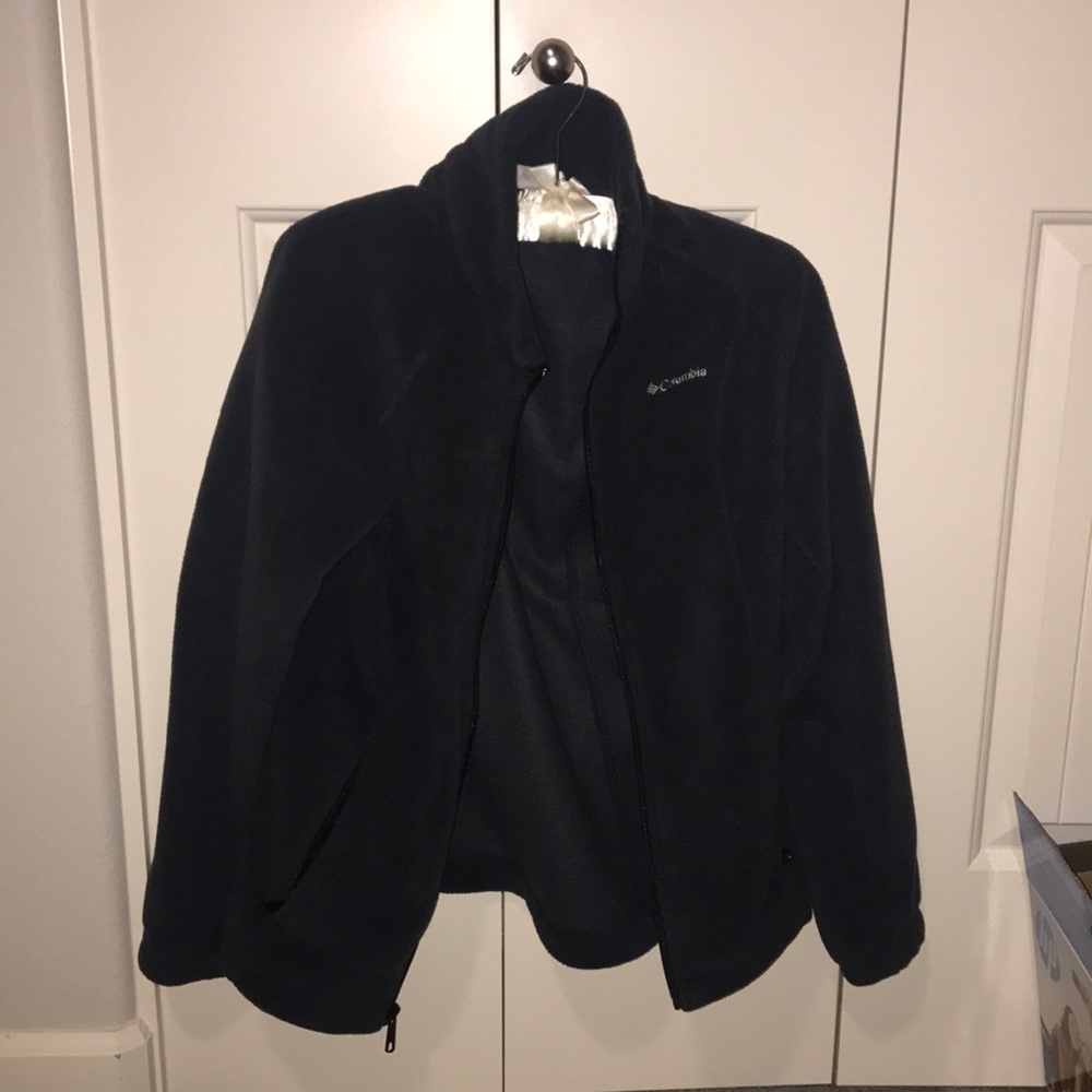 Black Columbia Sportswear Fleece Jacket (women’s)